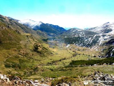 Montaña Leonesa Babia;Viaje senderismo puente; viaje verano españa viajes